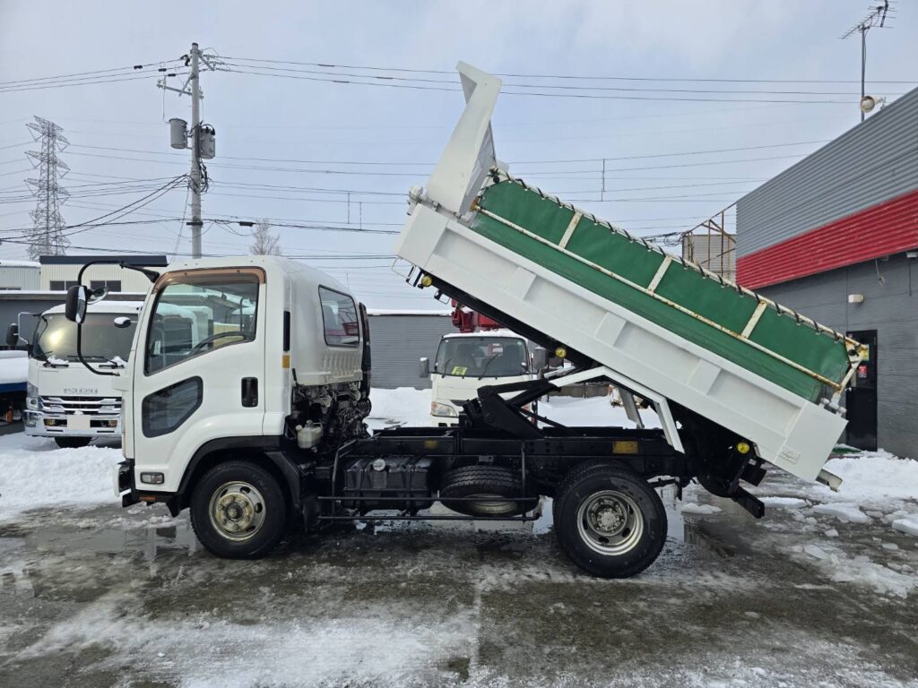 平成24年　いすゞ　フォワード　４トンダンプ　Ｌゲート・電動コボレーン付（車検１年付）