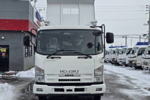 サムネイル: 平成24年　いすゞ　フォワード　４トンダンプ　Ｌゲート・電動コボレーン付（車検１年付）