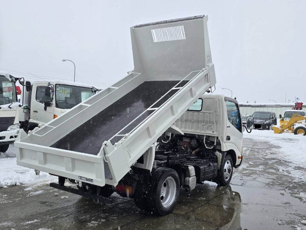 平成24年　日野　デュトロ　２トンダンプ　4DW・3方開き・コボレーン付・小型貨物（4ﾅﾝﾊﾞｰ）（車検1年付）