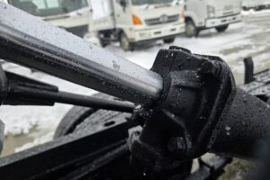 サムネイル: 平成24年　日野　デュトロ　２トンダンプ　4DW・3方開き・コボレーン付・小型貨物（4ﾅﾝﾊﾞｰ）（車検1年付）