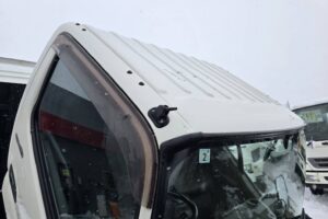 サムネイル: 平成24年　日野　デュトロ　２トンダンプ　4DW・3方開き・コボレーン付・小型貨物（4ﾅﾝﾊﾞｰ）（車検1年付）