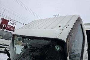 サムネイル: 平成24年　日野　デュトロ　２トンダンプ　4DW・3方開き・コボレーン付・小型貨物（4ﾅﾝﾊﾞｰ）（車検1年付）