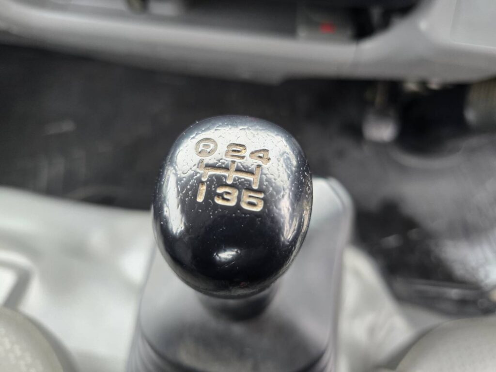 平成24年　日野　デュトロ　２トンダンプ　4DW・3方開き・コボレーン付・小型貨物（4ﾅﾝﾊﾞｰ）（車検1年付）