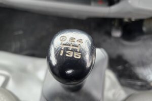 サムネイル: 平成24年　日野　デュトロ　２トンダンプ　4DW・3方開き・コボレーン付・小型貨物（4ﾅﾝﾊﾞｰ）（車検1年付）