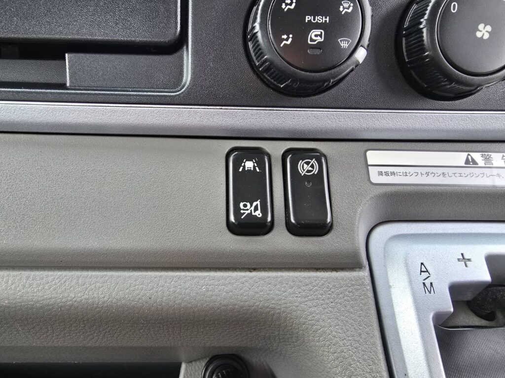 令和2年　三菱　キャンター　３トン4段クレーン　ワイド超ロング　フックイン・ラジコン・差し違い（車検1年付）