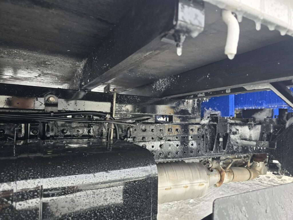 令和2年　三菱　キャンター　３トン4段クレーン　ワイド超ロング　フックイン・ラジコン・差し違い（車検1年付）