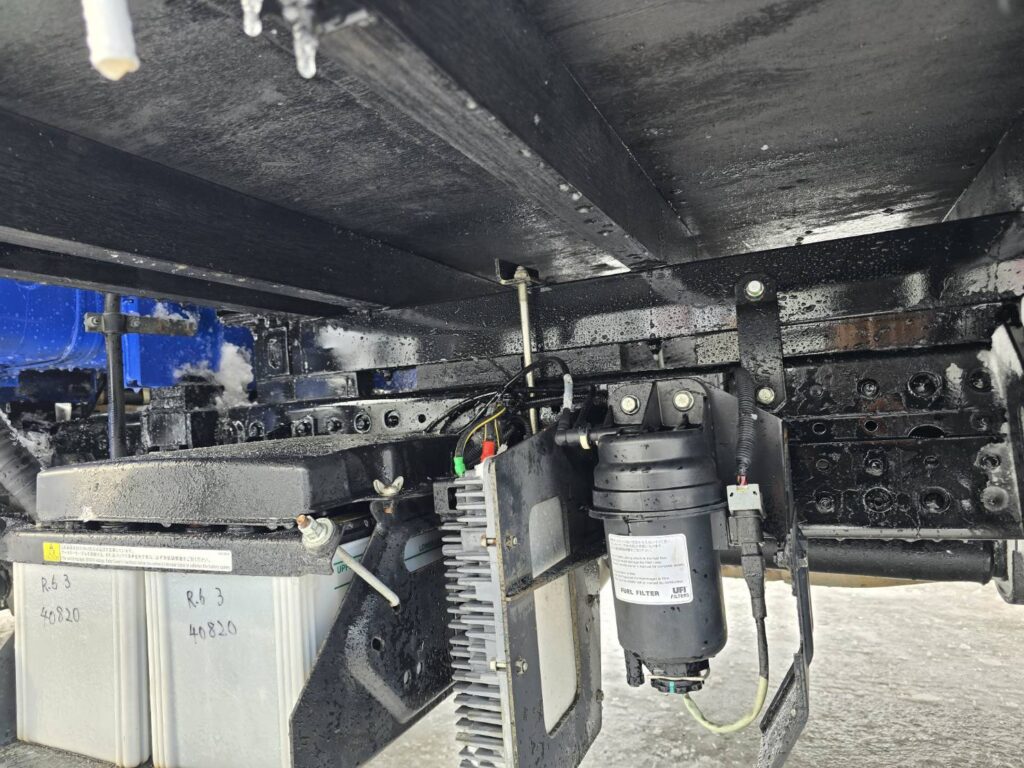 令和2年　三菱　キャンター　３トン4段クレーン　ワイド超ロング　フックイン・ラジコン・差し違い（車検1年付）