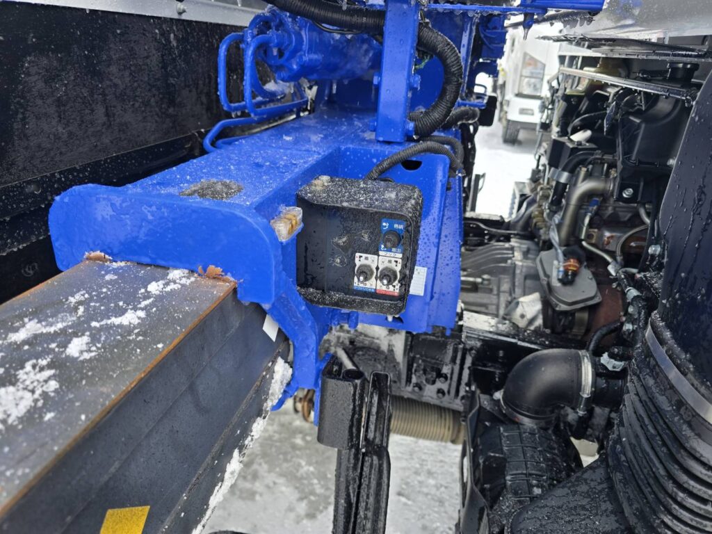 令和2年　三菱　キャンター　３トン4段クレーン　ワイド超ロング　フックイン・ラジコン・差し違い（車検1年付）