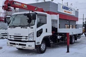 平成30年　いすゞ　フォワード　４トン４段クレーンワイドロング　差し違い・ﾗｼﾞｺﾝ・ﾍﾞｯﾄﾞ付（車検令和8年10月）