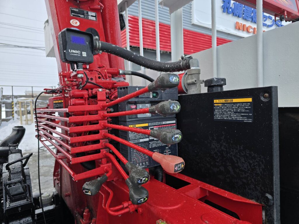 平成30年　いすゞ　フォワード　４トン４段クレーンワイドロング　差し違い・ﾗｼﾞｺﾝ・ﾍﾞｯﾄﾞ付（車検令和8年10月）