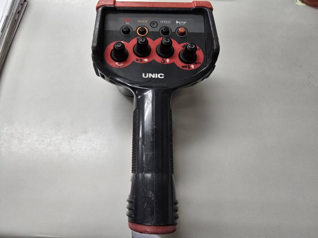 平成30年　いすゞ　フォワード　４トン４段クレーンワイドロング　差し違い・ﾗｼﾞｺﾝ・ﾍﾞｯﾄﾞ付（車検令和8年10月）