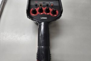 サムネイル: 平成30年　いすゞ　フォワード　４トン４段クレーンワイドロング　差し違い・ﾗｼﾞｺﾝ・ﾍﾞｯﾄﾞ付（車検令和8年10月）