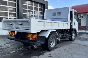 サムネイル: 平成24年　フォワード4トンLゲートダンプ　電動コボレーン　車検1年付