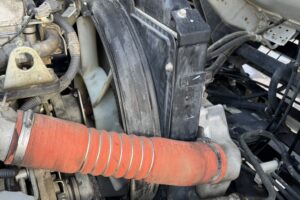 サムネイル: 平成24年　フォワード4トンLゲートダンプ　電動コボレーン　車検1年付