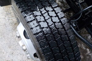 サムネイル: 平成26年　フォワード4ｔダンプ　★コボレーン★Ｌゲート★車検令和8年11月★