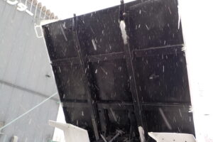 サムネイル: 平成26年　フォワード4ｔダンプ　★コボレーン★Ｌゲート★車検令和8年11月★