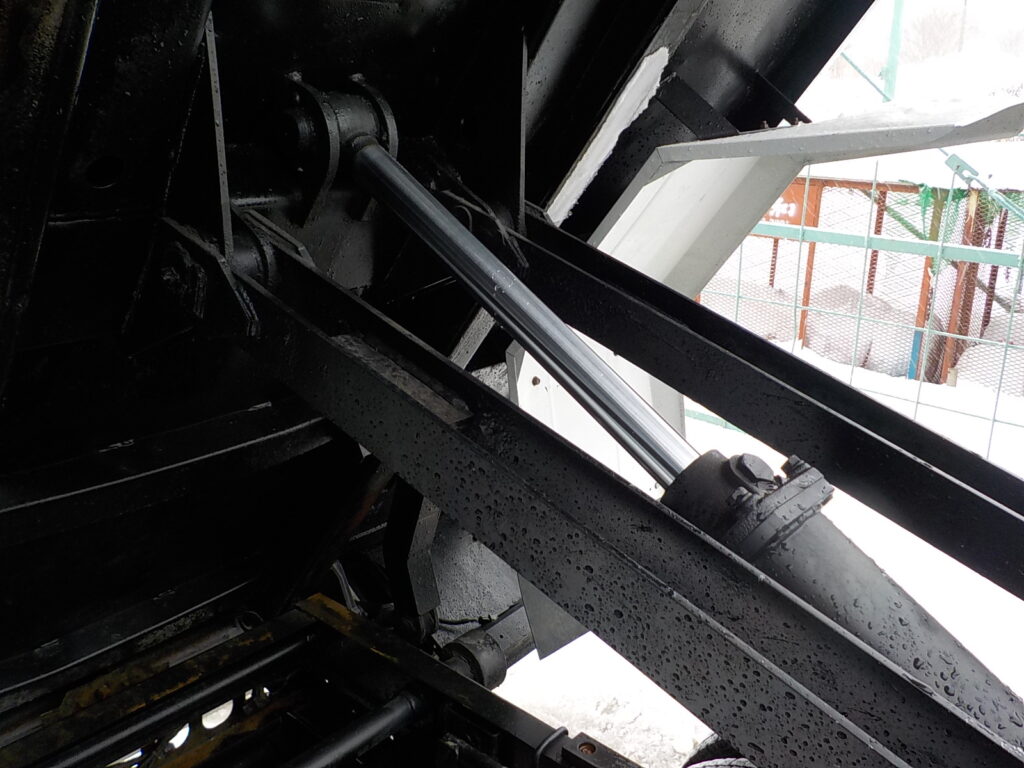 平成26年　フォワード4ｔダンプ　★コボレーン★Ｌゲート★車検令和8年11月★