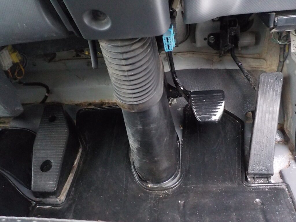 平成26年　フォワード4ｔダンプ　★コボレーン★Ｌゲート★車検令和8年11月★