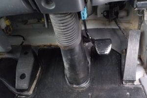 サムネイル: 平成26年　フォワード4ｔダンプ　★コボレーン★Ｌゲート★車検令和8年11月★