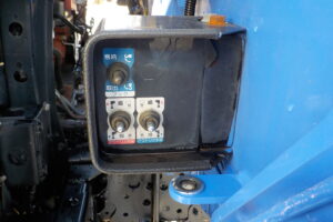 サムネイル: 平成24年　レンジャー 4ｔ4段クレーンロング　★フックイン★ラジコン★