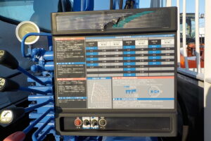 サムネイル: 平成24年　レンジャー 4ｔ4段クレーンロング　★フックイン★ラジコン★