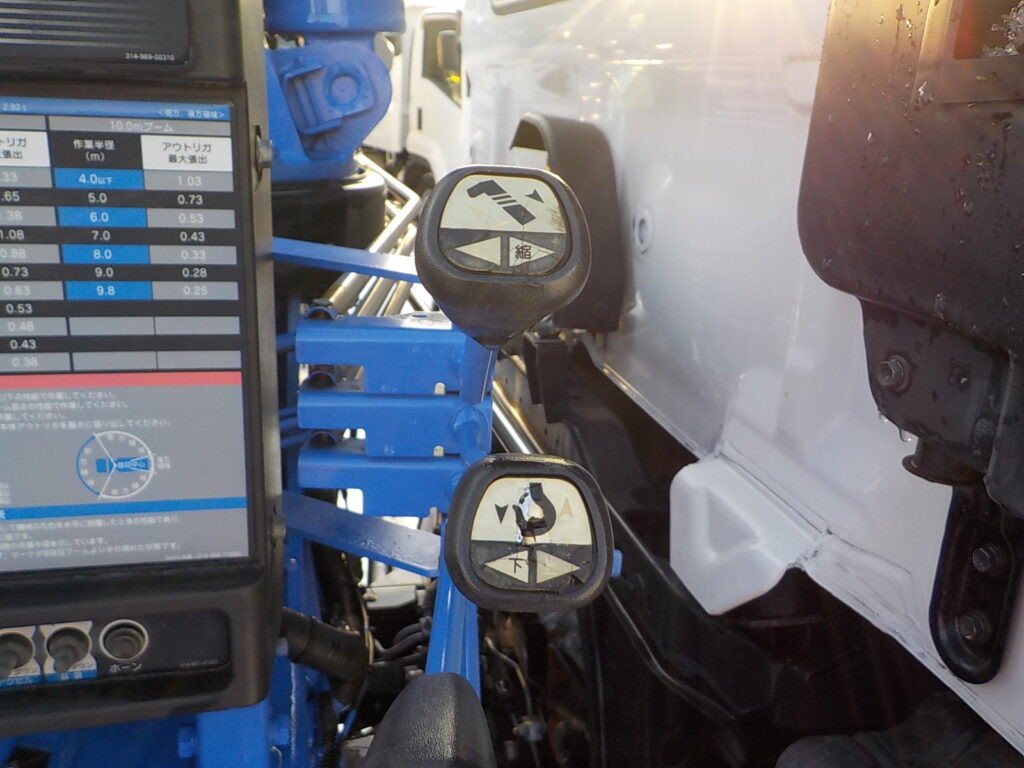 平成24年　レンジャー 4ｔ4段クレーンロング　★フックイン★ラジコン★