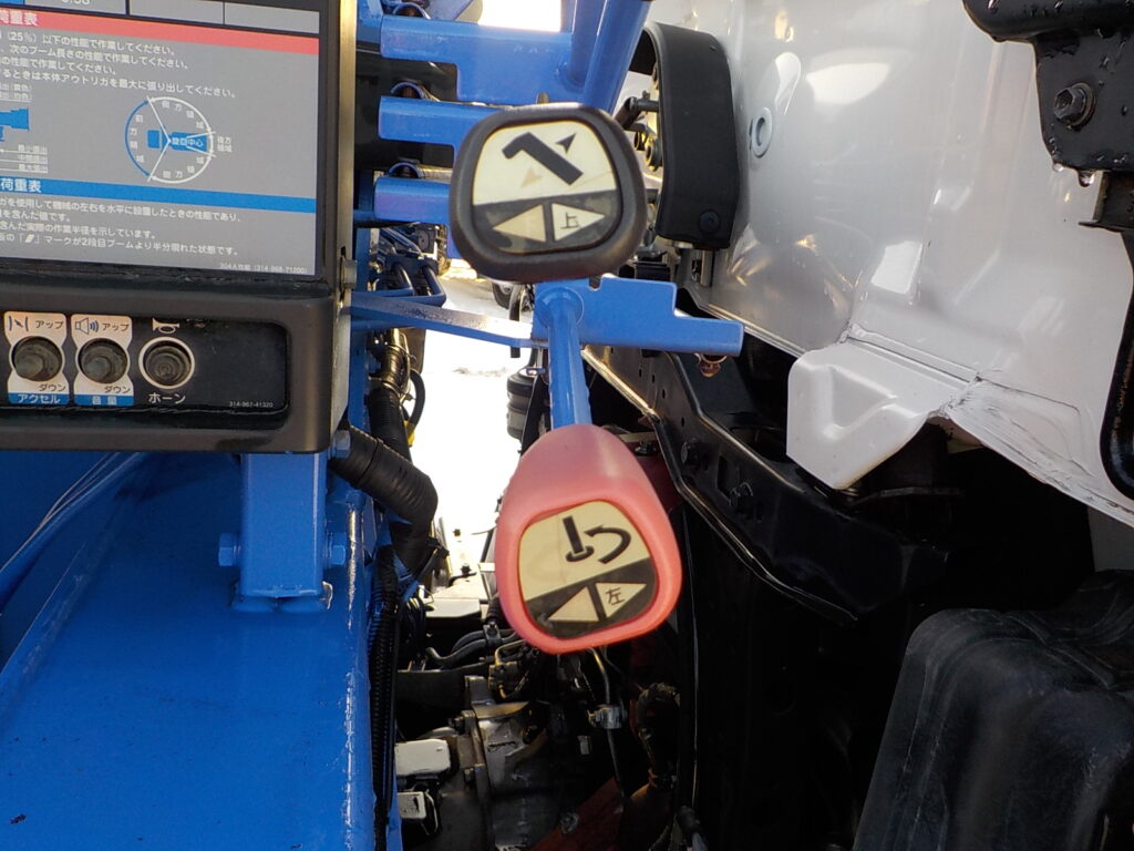 平成24年　レンジャー 4ｔ4段クレーンロング　★フックイン★ラジコン★