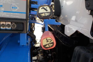 サムネイル: 平成24年　レンジャー 4ｔ4段クレーンロング　★フックイン★ラジコン★