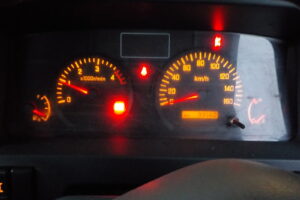 サムネイル: 平成24年　エルフ 14.5ｍ高所作業車　★電工仕様★絶縁バケット★ウインチ★車検令和8年3月★