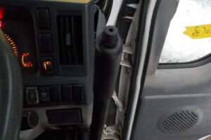 サムネイル: 平成24年　エルフ 14.5ｍ高所作業車　★電工仕様★絶縁バケット★ウインチ★車検令和8年3月★