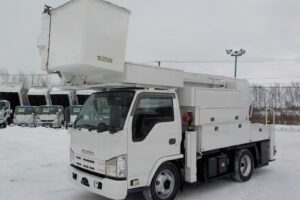 サムネイル: 平成24年　エルフ 14.5ｍ高所作業車　★電工仕様★絶縁バケット★ウインチ★車検令和8年3月★