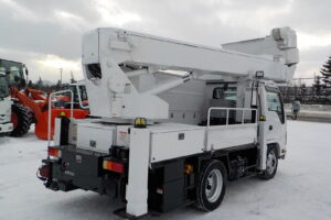 サムネイル: 平成24年　エルフ 14.5ｍ高所作業車　★電工仕様★絶縁バケット★ウインチ★車検令和8年3月★