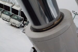 サムネイル: 平成24年　エルフ 14.5ｍ高所作業車　★電工仕様★絶縁バケット★ウインチ★車検令和8年3月★