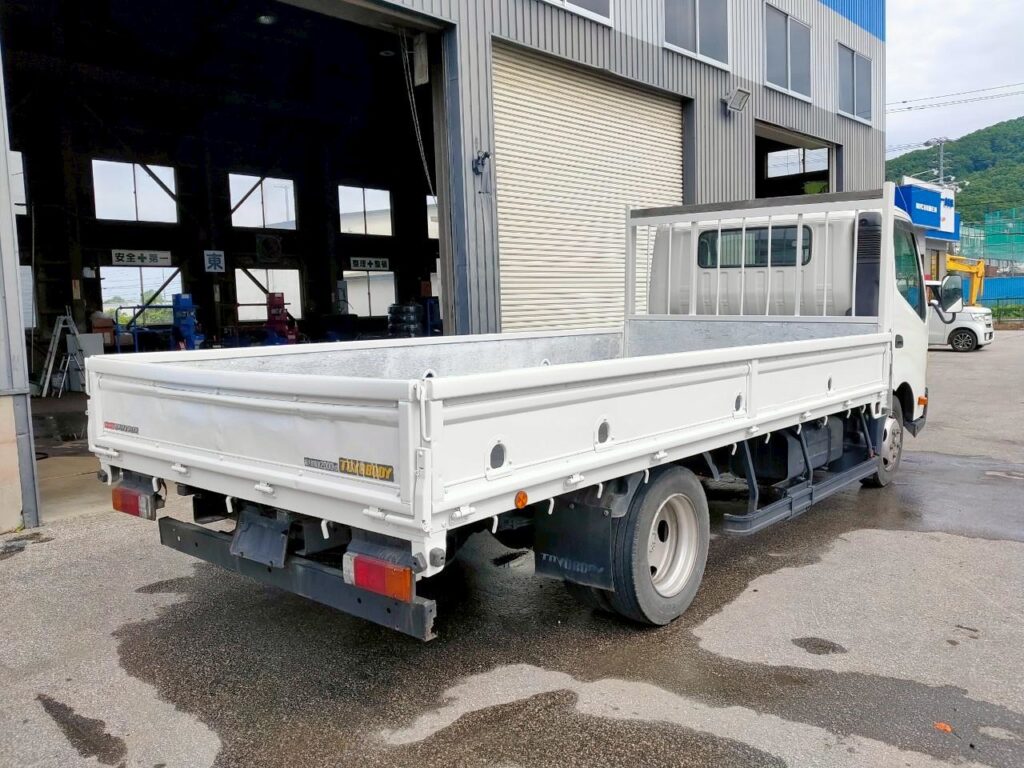 平成23年式日野デュトロ2t平ワイドロング（車検１年付）