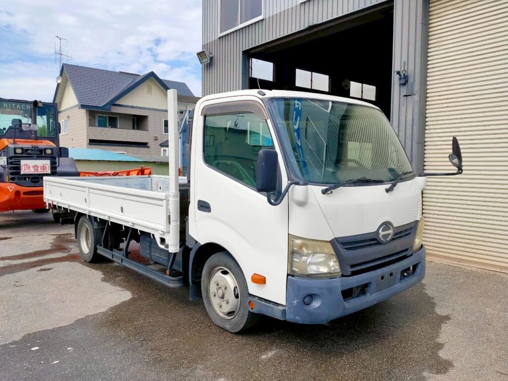 平成23年式日野デュトロ2t平ワイドロング（車検１年付）