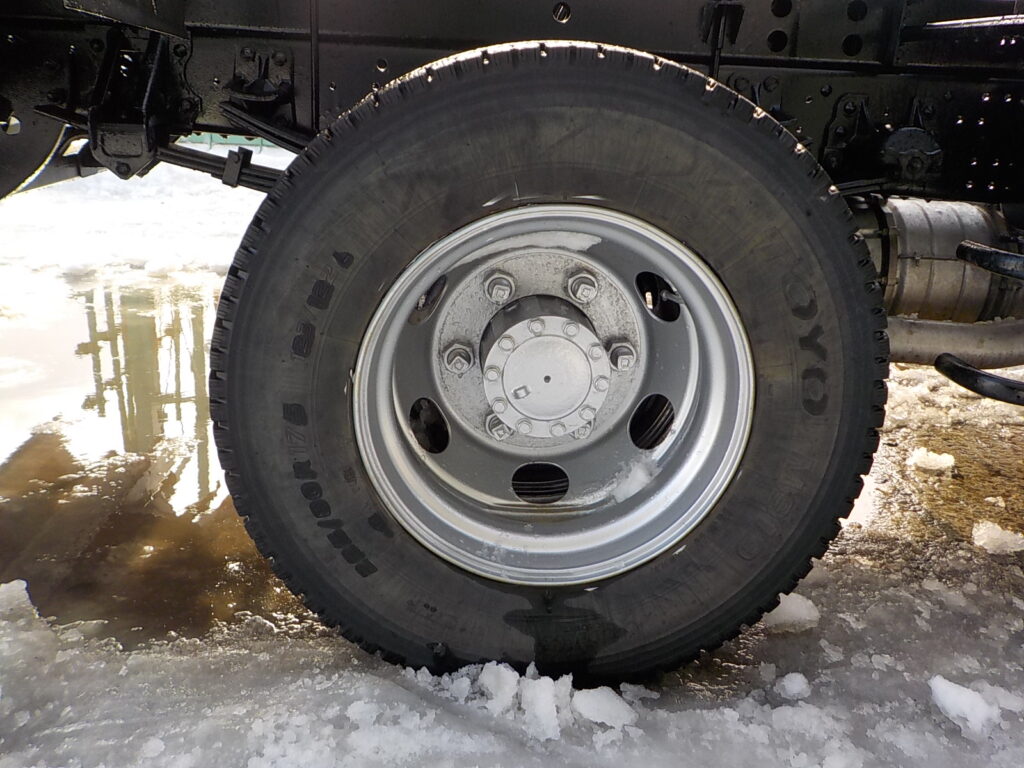 平成28年　フォワード 4ｔダンプ　★Ｌゲート★