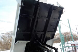 サムネイル: 平成28年　フォワード 4ｔダンプ　★Ｌゲート★