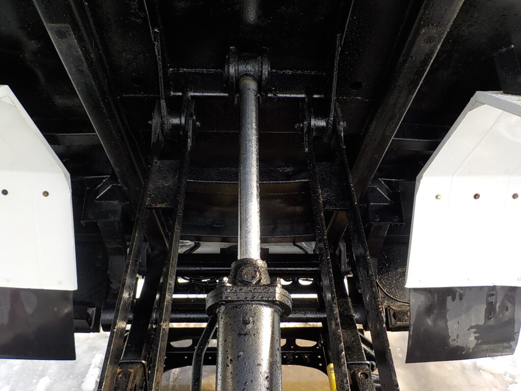 平成28年　フォワード 4ｔダンプ　★Ｌゲート★