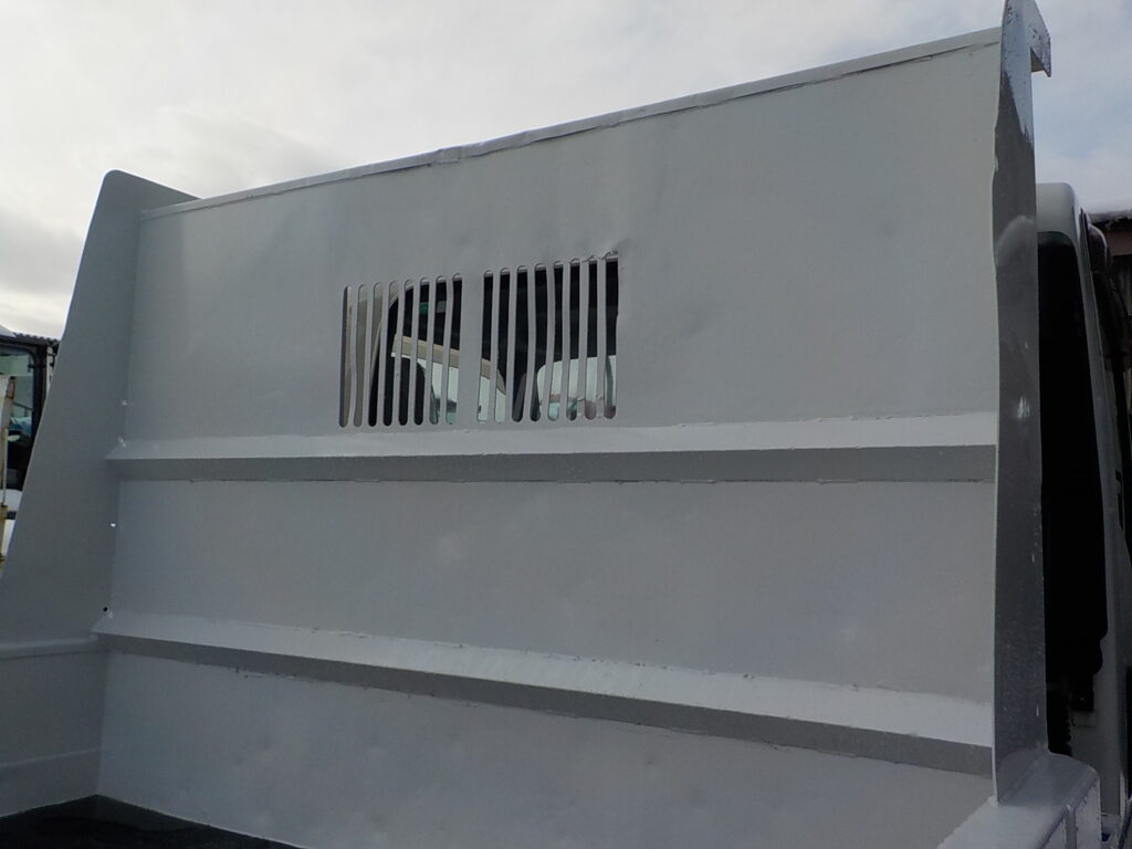 平成28年　フォワード 4ｔダンプ　★Ｌゲート★