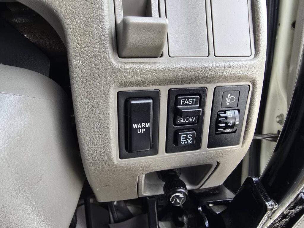 平成19年　日野　デュトロ　17ｍ高所作業車　★スチール・タダノAT-170TG★（車検2年付）