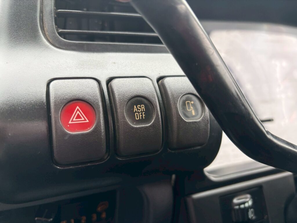 平成19年　いすゞ　エルフ　9.9ｍ高所作業車　FRPバケット　★張り出し不要アウトリガー・後方格納★（車検2年付）