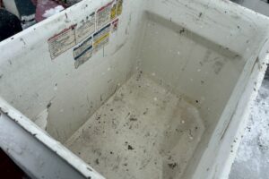 サムネイル: 平成19年　いすゞ　エルフ　9.9ｍ高所作業車　FRPバケット　★張り出し不要アウトリガー・後方格納★（車検2年付）