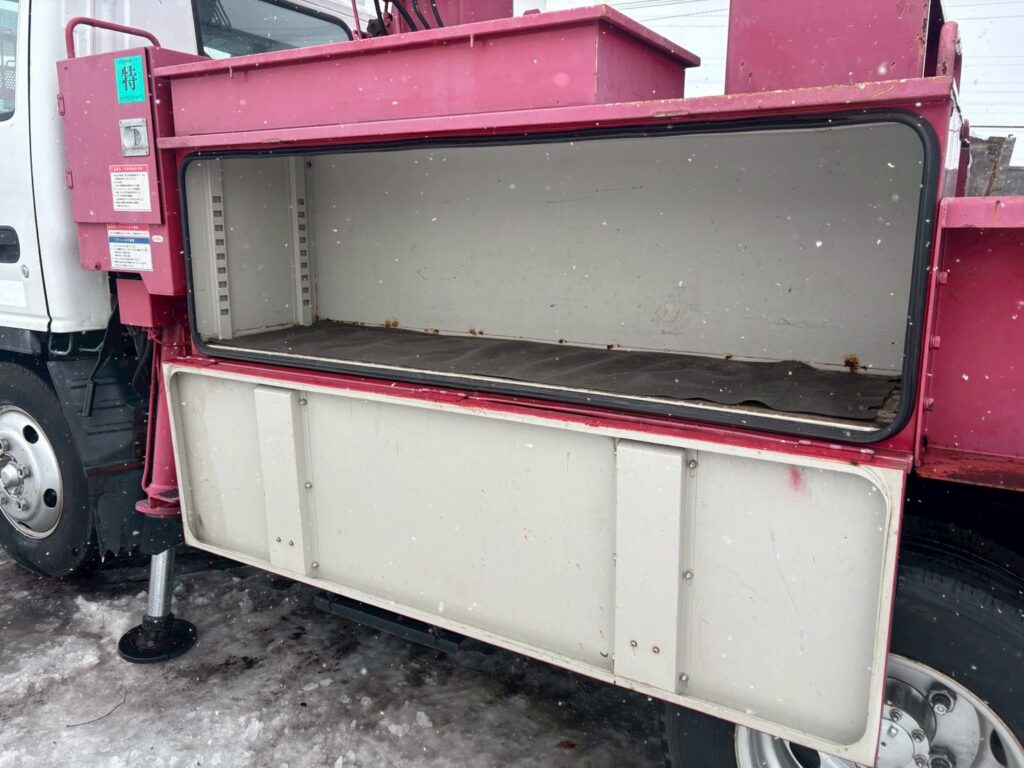 平成19年　いすゞ　エルフ　9.9ｍ高所作業車　FRPバケット　★張り出し不要アウトリガー・後方格納★（車検2年付）