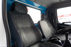 サムネイル: 平成20年　レンジャー 4ｔ4段クレーンロング　★ラジコン★フックイン★荷台内寸548㎝×211㎝★