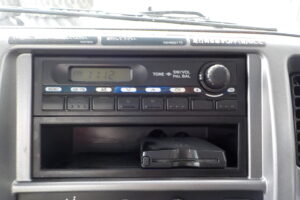 サムネイル: 平成20年　レンジャー 4ｔ4段クレーンロング　★ラジコン★フックイン★荷台内寸548㎝×211㎝★