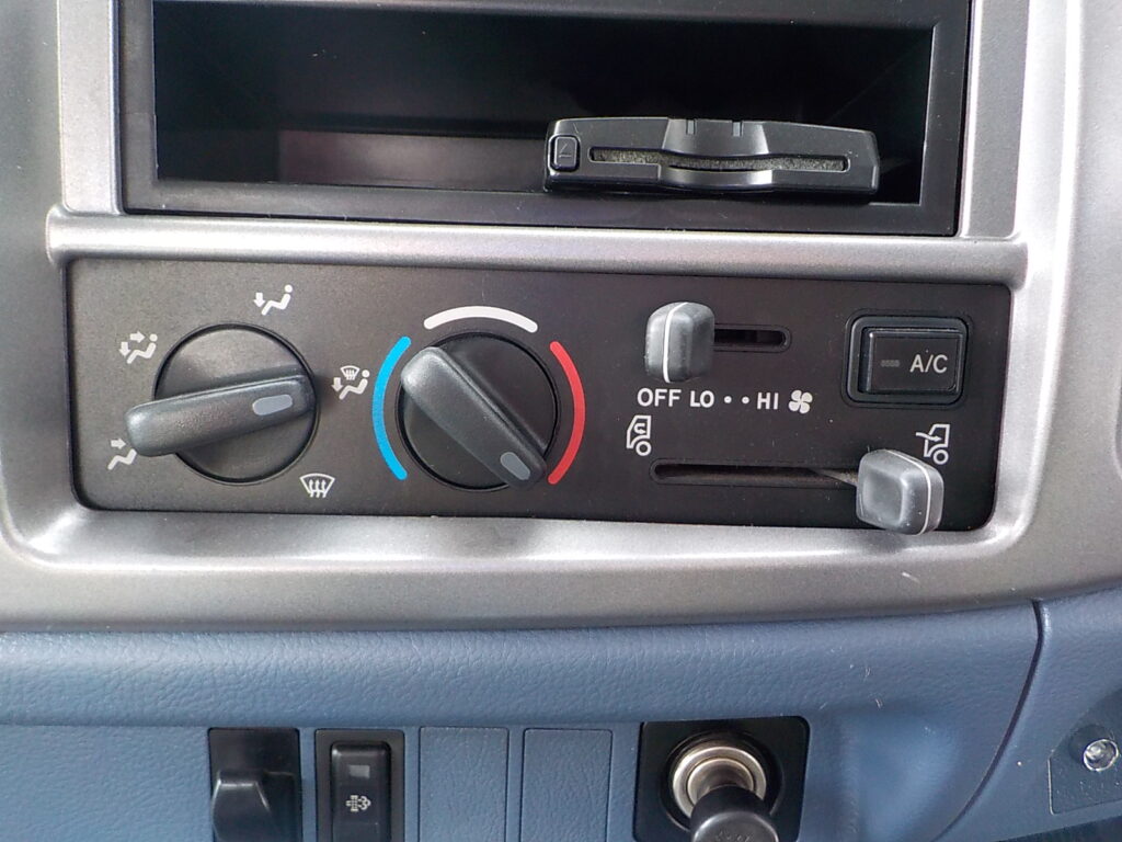 平成20年　レンジャー 4ｔ4段クレーンロング　★ラジコン★フックイン★荷台内寸548㎝×211㎝★