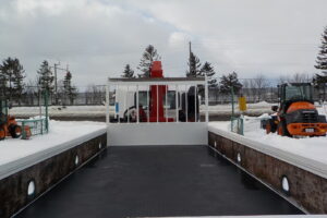 サムネイル: 平成20年　レンジャー 4ｔ4段クレーンロング　★ラジコン★フックイン★荷台内寸548㎝×211㎝★