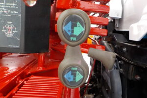 サムネイル: 平成20年　レンジャー 4ｔ4段クレーンロング　★ラジコン★フックイン★荷台内寸548㎝×211㎝★