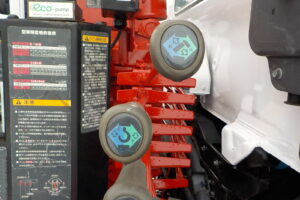 サムネイル: 平成20年　レンジャー 4ｔ4段クレーンロング　★ラジコン★フックイン★荷台内寸548㎝×211㎝★