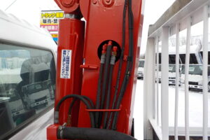 サムネイル: 平成20年　レンジャー 4ｔ4段クレーンロング　★ラジコン★フックイン★荷台内寸548㎝×211㎝★